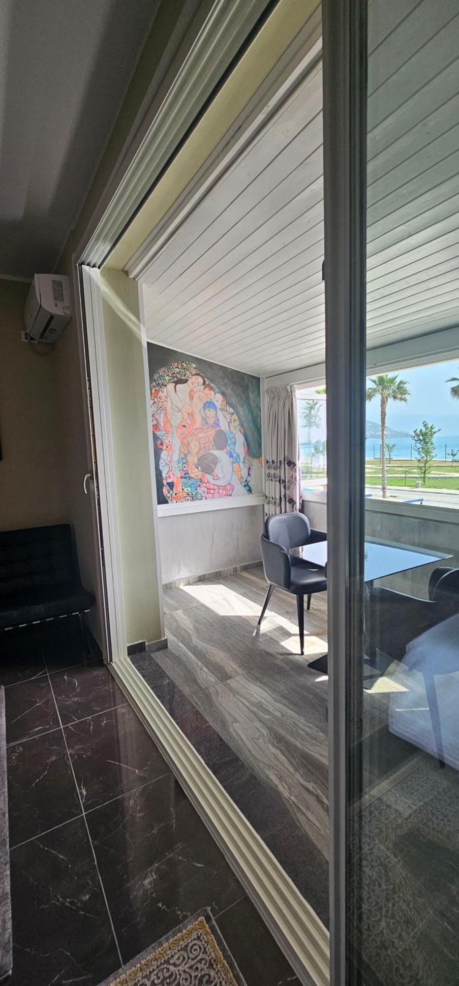 Hotel Pirro Vlorë Quarto foto