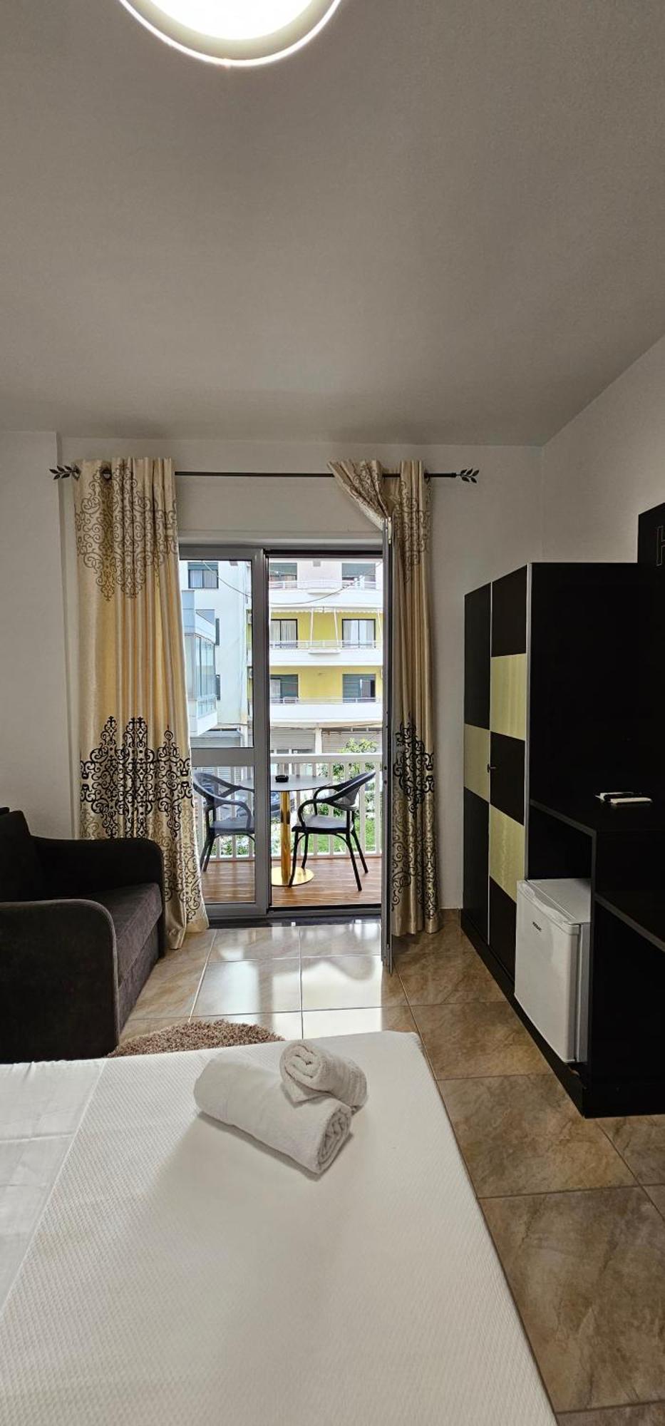 Hotel Pirro Vlorë Quarto foto